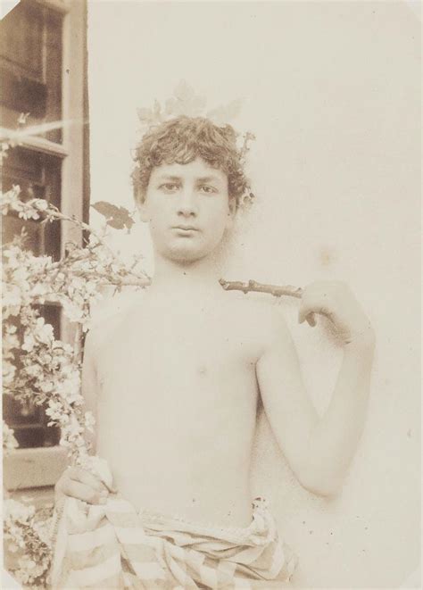 Category : Male nudes by Wilhelm von Gloeden